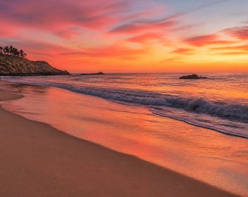 A quiet beach in Oaxaca at sunset