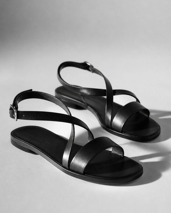 Leather sandals